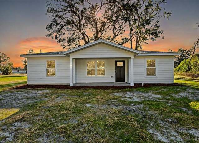 Property at 104 NE Rowland Blvd, Trenton, FL 32693, 3 beds, 2 baths