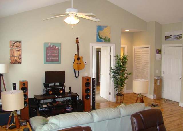 Property at 245 E 3rd Ave Unit E202, Horseshoe Beach, FL 32648, 1 bed, 1 bath