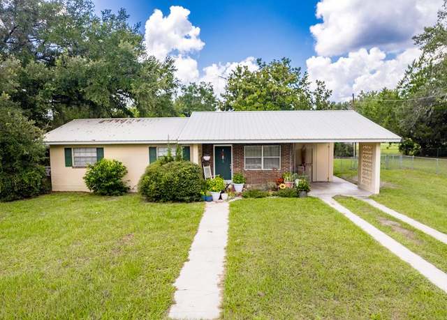 Property at 126 NE 7th St, Chiefland, FL 32626, 3 beds, 2 baths