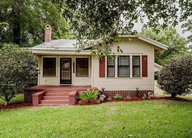 Property at 18944 NW 244th St, High Springs, FL 32643, 3 beds, 2 baths