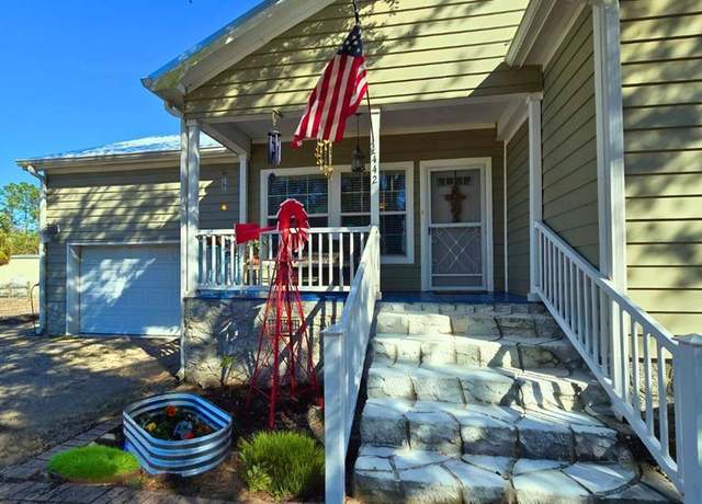 Property at 442 Kings Creek Cir, Steinhatchee, FL 32359, 5 beds, 3 baths