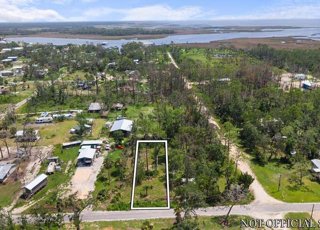 Property at 3430 NW Fourth St, Steinhatchee, FL 32359