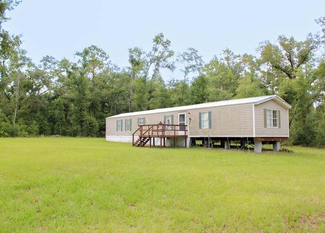 Property at 12600 237th Rd, Live Oak, FL 32060, 3 beds, 2 baths