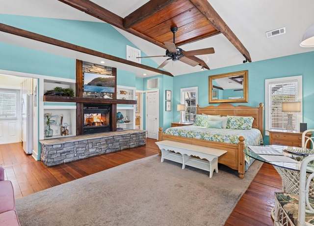 Property at 317 NE Lisette Ln, Steinhatchee, FL 32359, 1 bed, 1 bath