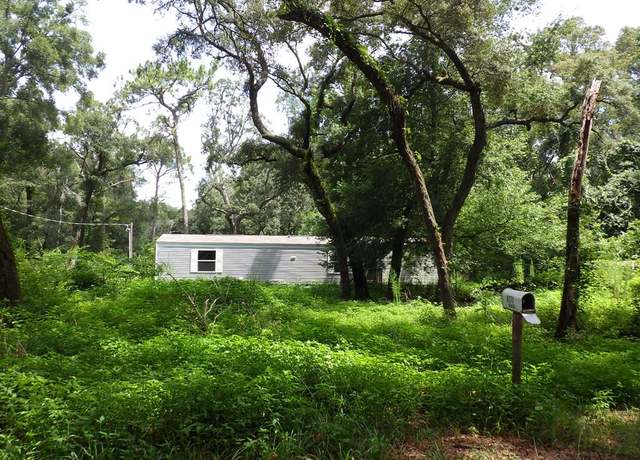 Property at 8271 NW 170th St, Fanning Springs, FL 32693, 2 beds, 2 baths