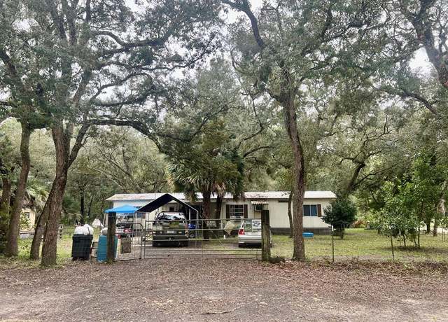 Property at 200 SE 209th Ave, Old Town, FL 32680, 2 beds, 2 baths