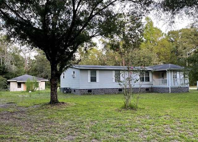 Property at 906 NE 817th St, Old Town, FL 32680, 3 beds, 2 baths