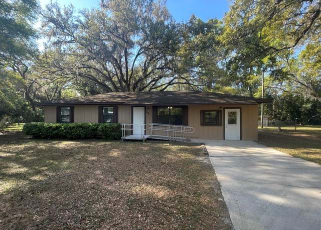 Property at 1117 NW 16th Ave, Chiefland, FL 32626, 3 beds, 1.5 baths