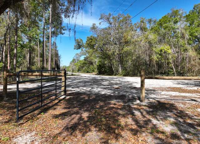 Property at 4090 NW 32nd Pl, Chiefland, FL 32626