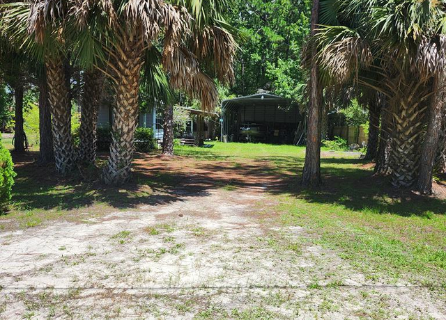 Property at 145 SE 340th St, Old Town, FL 32680, 1 bed, 2 baths