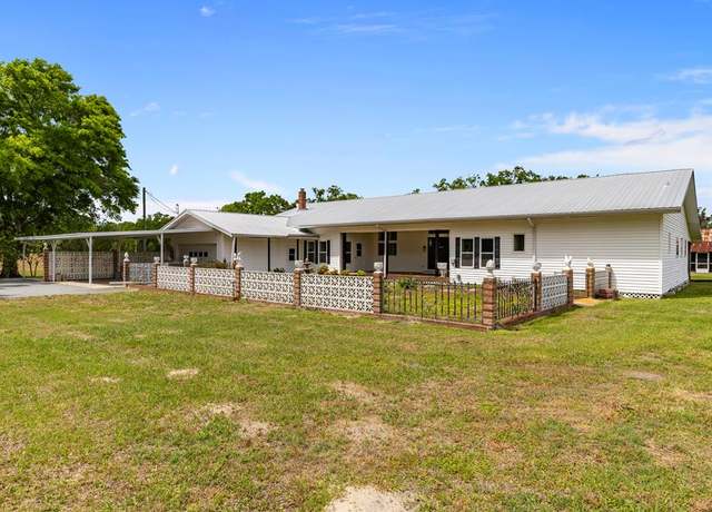 Property at 5650 SW County Road 313, Trenton, FL 32693, 3 beds, 2 baths