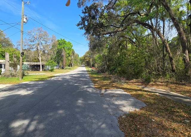 Property at 16571 NW 84th Ter, Fanning Springs, FL 32693