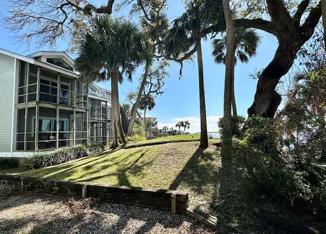 Property at 951 6th St Unit B, Cedar Key, FL 32625, 2 beds, 2 baths