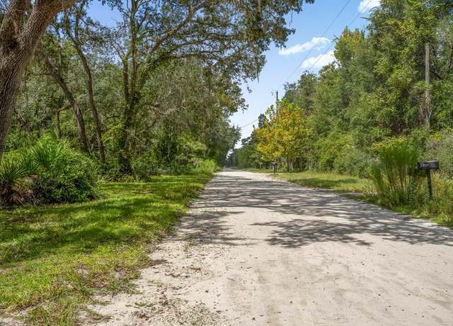 Property at 336 SE 195th Ave, Old Town, FL 32680