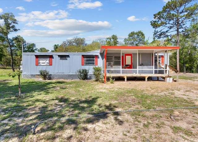 Property at 150 NE 139th Ter, Williston, FL 32696, 3 beds, 1 bath