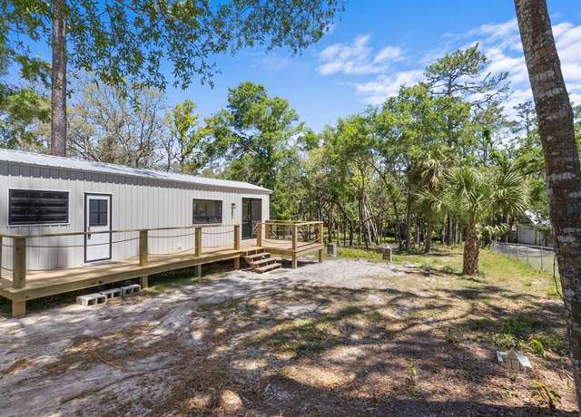 Property at 1418 Cedar St, Steinhatchee, FL 32359, 1 bed, 1 bath