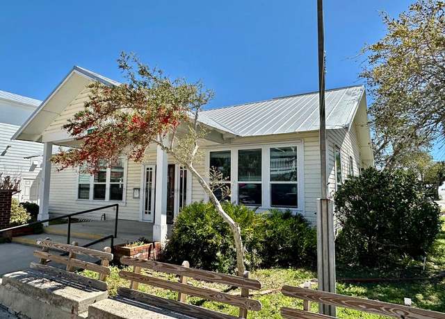 Property at 490 2nd St, Cedar Key, FL 32625, 3 beds, 2 baths