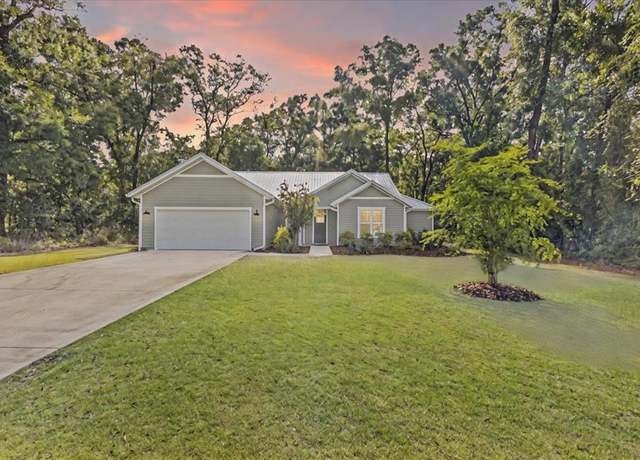 Property at 9300 Emily Dr, Fanning Springs, FL 32693, 3 beds, 2 baths