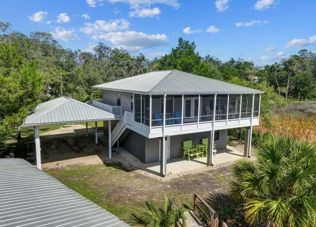 Property at 1514 SE Riverside Dr, Steinhatchee, FL 32359, 2 beds, 2.5 baths