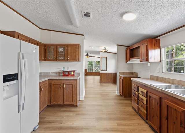 Property at 4789 SW Hwy 358, Steinhatchee, FL 32359, 3 beds, 2 baths