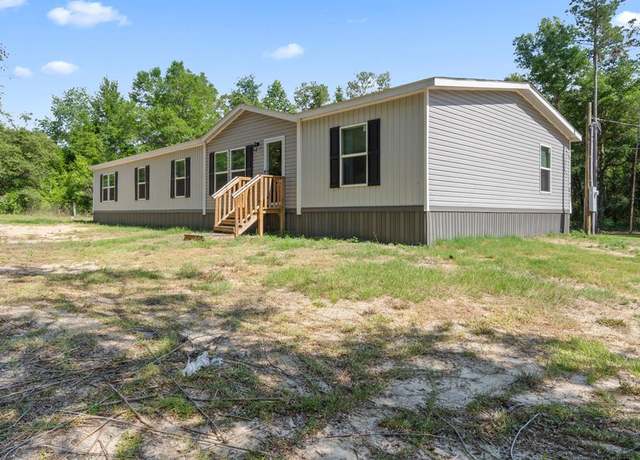 Property at 7041 NE 100th Ct, Bronson, FL 32621, 4 beds, 2 baths