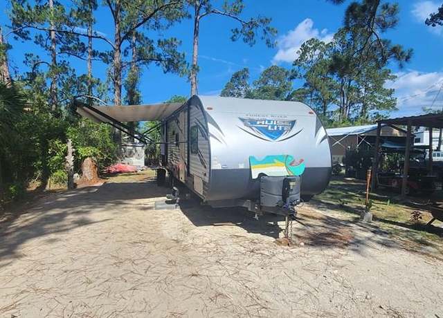 Property at 10 SE 861st Ave, Suwannee, FL 32680