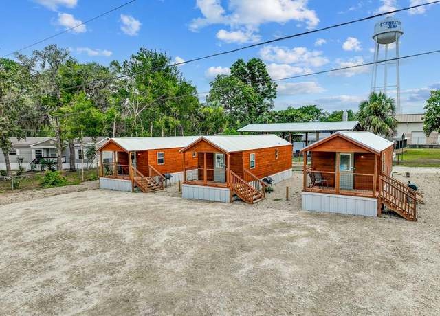 Property at 1301 SE 1st Ave Unit 1-4, Steinhatchee, FL 32359, 5 beds, 4.5 baths