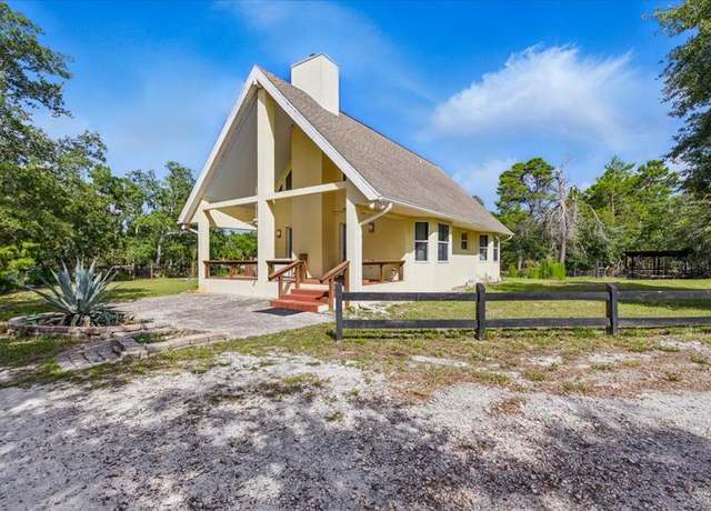 Property at 13950 77th Pl, Cedar Key, FL 32625, 1 bed, 1.5 baths