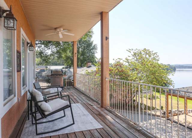 Property at 137 Central Ter Unit C, Hot Springs, AR 71913, 2 beds, 2 baths