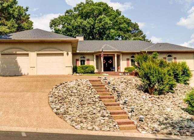 Property at 205 Ridge One Cir, Hot Springs, AR 71901, 3 beds, 2.5 baths