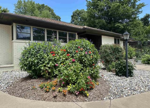 Property at 126 Circle Dr, Hot Springs, AR 71901, 3 beds, 2 baths