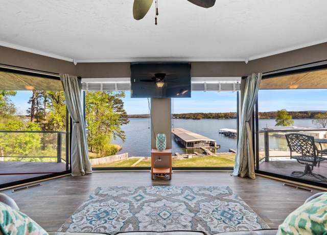 Property at 270 Lake Hamilton Dr Unit D11/12, Hot Springs, AR 71913, 2 beds, 2 baths