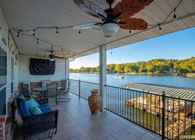 Property at 451 Lakeland Dr Unit D-4, Hot Springs, AR 71913, 4 beds, 4 baths