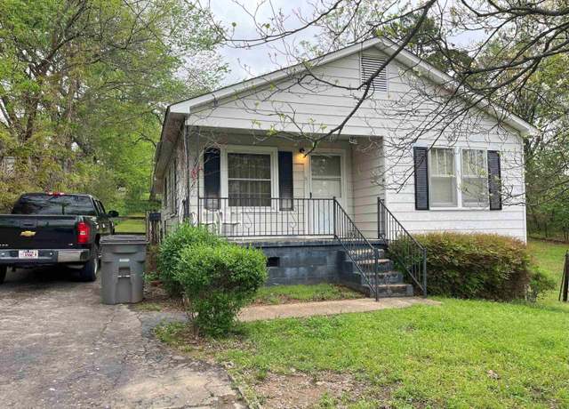Property at 105 Eddiemee St, Hot Springs, AR 71901, 2 beds, 1 bath