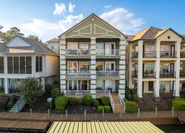 Property at 347 Paradise Pt, Hot Springs, AR 71913, 3 beds, 3.5 baths