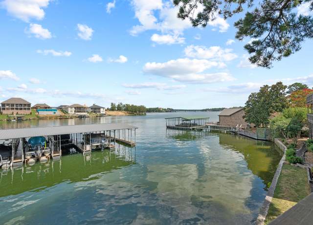 Property at 200 Hamilton Oaks Unit B2, Hot Springs, AR 71913, 2 beds, 2 baths