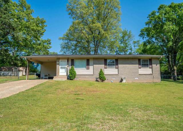Property at 104 Brantley Way, Hot Springs, AR 71913, 4 beds, 2 baths