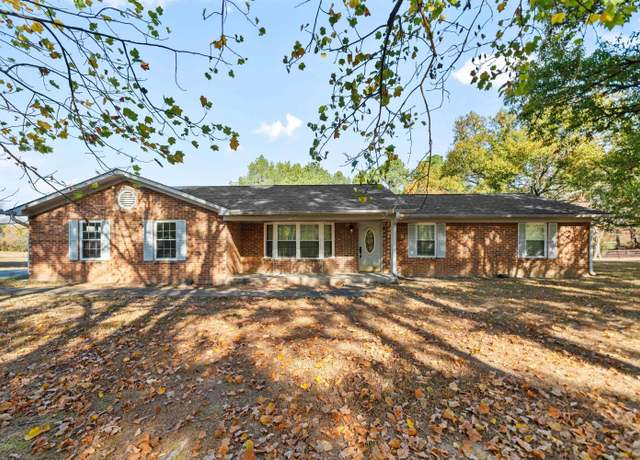 Property at 1540 N Moore Rd, Hot Springs, AR 71913, 3 beds, 2 baths