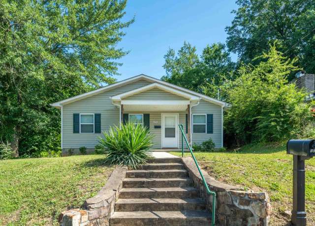 Property at 231 Garland Ave, Hot Springs, AR 71913, 3 beds, 1.5 baths