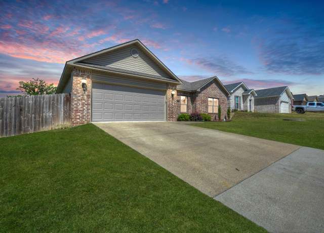 Property at 199 Hillshire Loop, Hot Springs, AR 71913, 3 beds, 2 baths