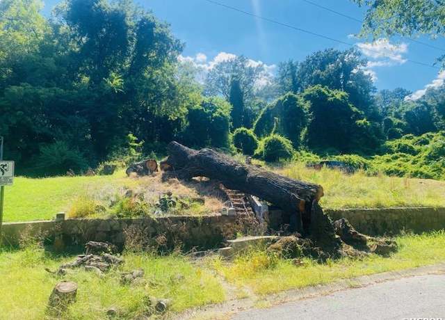 Property at 207 Robin St, Hot Springs, AR 71901