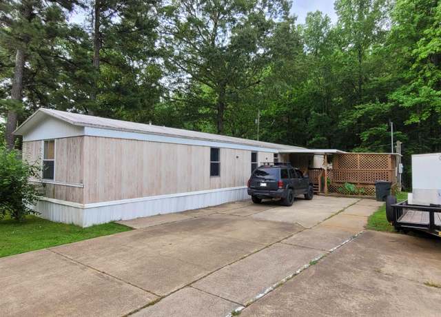 Property at 43 Preakness Dr, Hot Springs, AR 71913, 3 beds, 2 baths