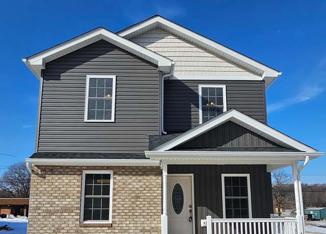 Property at 1035 Woodland Ave, Buena Vista, VA 24416, 3 beds, 2.5 baths