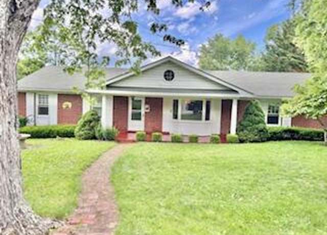 Property at 49 Kingtown Ln, Hot Springs, VA 24445, 3 beds, 2 baths