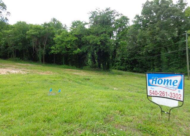 Property at 203 Cook Ave, Brookneal, VA 24528