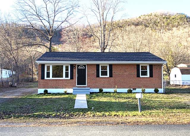 Property at 1336 Fitzlee St, Glasgow, VA 24555, 3 beds, 1 bath