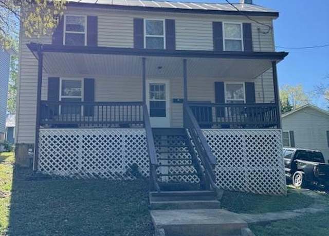 Property at 118 Davidson St, Lexington, VA 24450, 3 beds, 2 baths