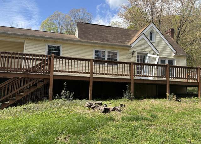 Property at 1351 Kelvin Grove Grv, Glasgow, VA 24555, 3 beds, 2 baths