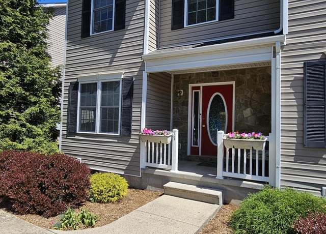 Property at 77 Pinnacle Ln, Lexington, VA 24450, 3 beds, 2.5 baths