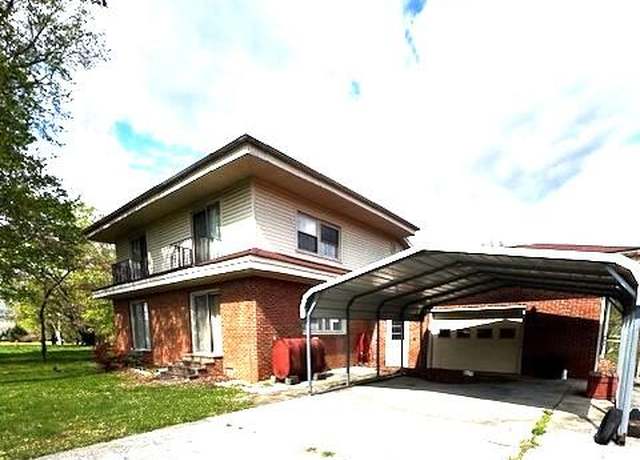 Property at 691 Alleghany Ave, Clifton Forge, VA 24422, 4 beds, 2 baths